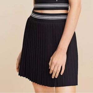Lou & Grey Pleated Wanderweave Mini Skort